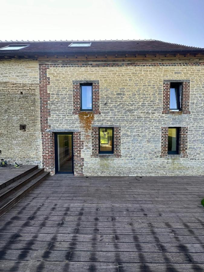 Gite Confortable Au Milieu Des Pres - La Ferme De Montigny Neauphe-Sur-Dive ภายนอก รูปภาพ
